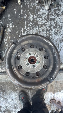 Маховик двигателя