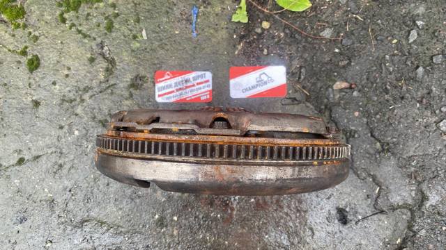 Маховик двигателя