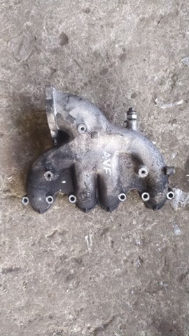 Колектор впускний