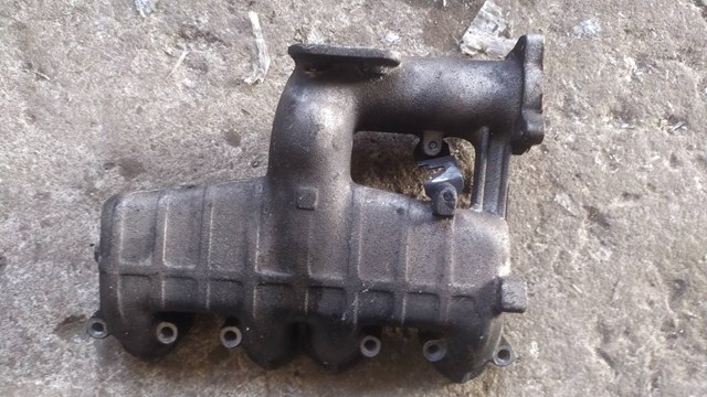 Колектор впускний vw golf 4