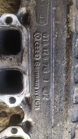 Колектор впускний vw golf 4