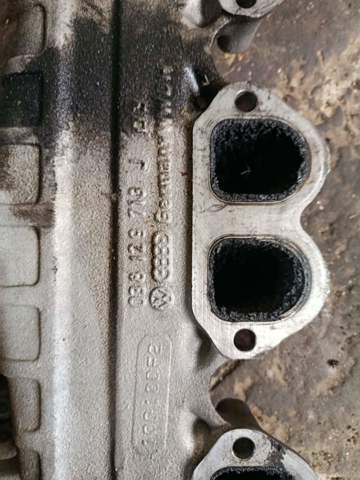 Колектор впускний vw golf 4
