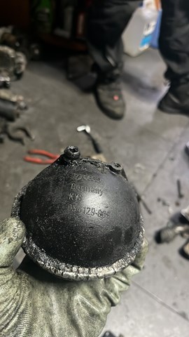 Бачок вакуумной системы двигателя (демпфер)