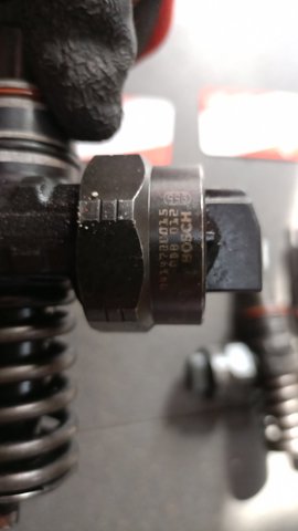 Форсунка впрыска топлива