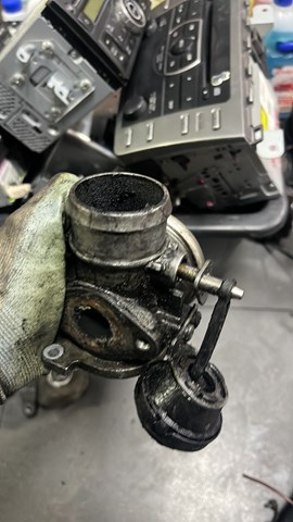 Клапан EGR рециркуляции газов