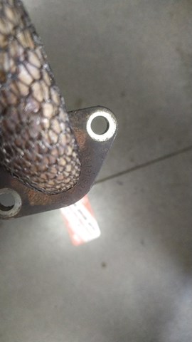 Патрубок системы рециркуляции отработавших газов EGR