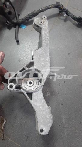 кронштейн генератора