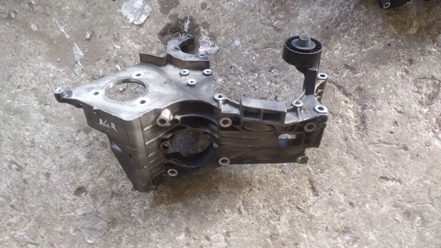 кронштейн генератора