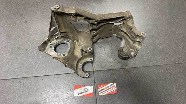 кронштейн генератора