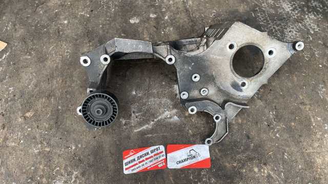 кронштейн генератора