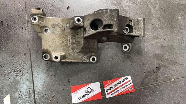 кронштейн генератора