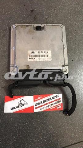 блок управління двигуном 038906019A