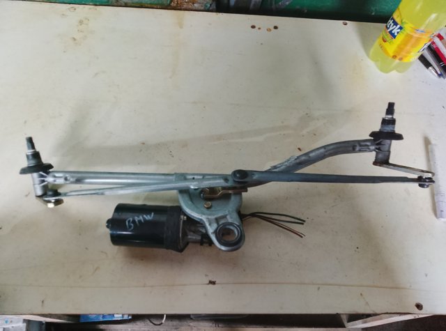 Двигун склоочисника лобового скла (трапеції)