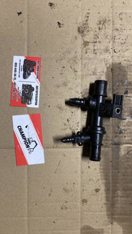 Клапан вентиляции картерных газов 03C103175F VAG