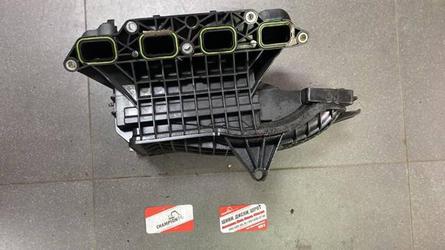 Колектор впускний — фото 1