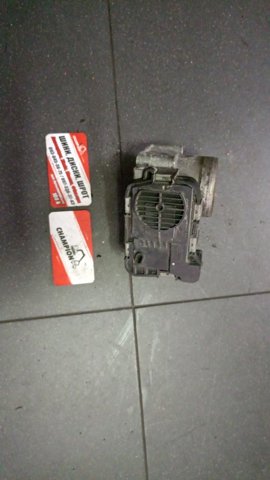 Дроссельная заслонка в сборе