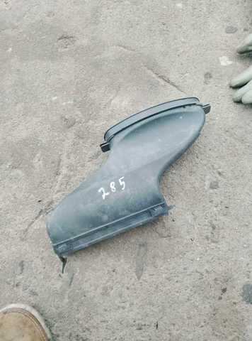 Патрубок впускной