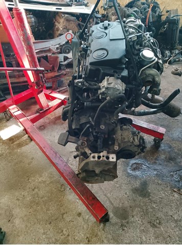 Двигатель в сборе