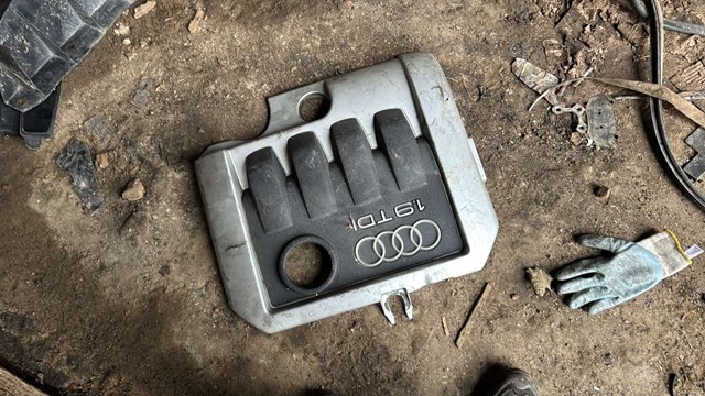 Кришка мотора