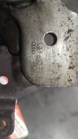 Кронштейн крышки