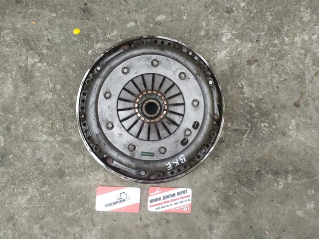 Маховик двигателя