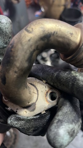 Патрубок egr