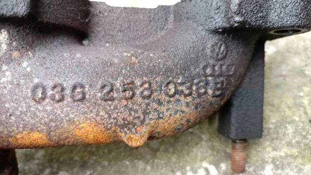 Колектор випускний