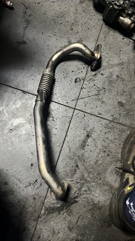 Патрубок системы рециркуляции отработавших газов EGR