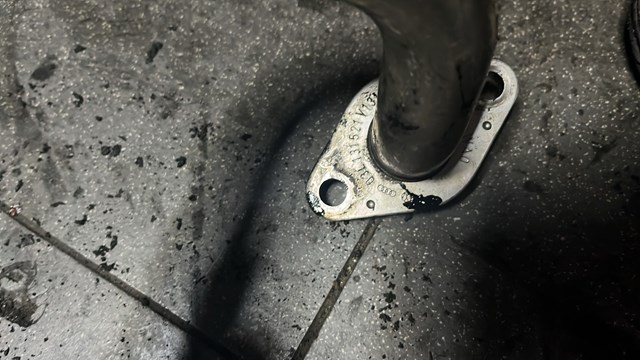 Патрубок системы рециркуляции отработавших газов EGR