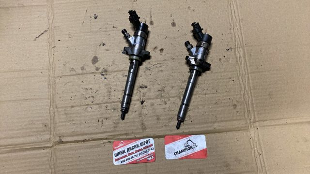 Клапанная форсунка 0445110239 BOSCH