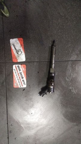 Форсунка дизельная в сборе 0445110262 BOSCH
