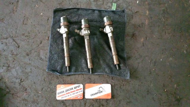 Форсунка вприску палива