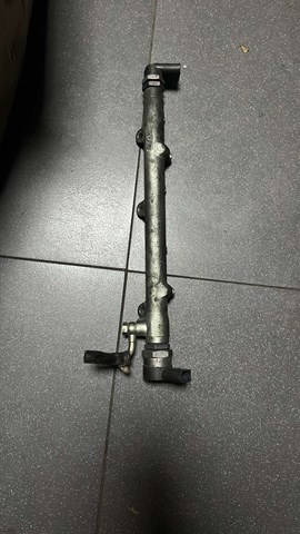 Распределитель топлива (рампа)