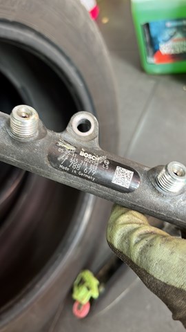 BOSCH 0445216008 Распределитель топлива (рампа) в наличии Одесса