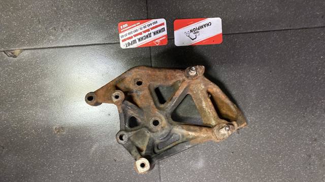 Кронштейн кріплення — фото 3