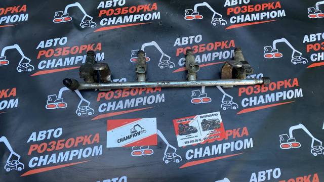 CHRYSLER 04669768 Распределитель топлива (рампа) в наличии Житомир