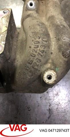 колектор впускний