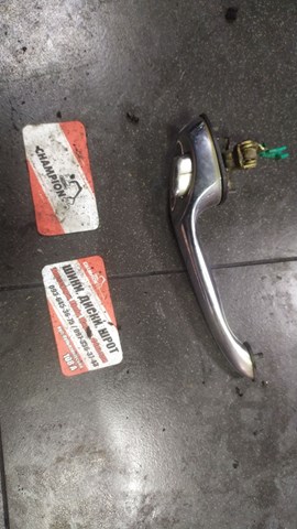 Ручка передньої двері зовнішня ліва