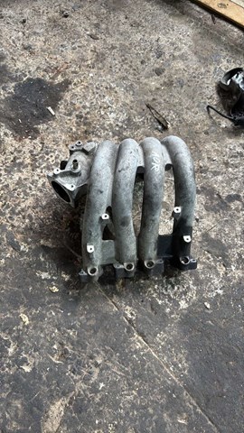 Коллектор впускной