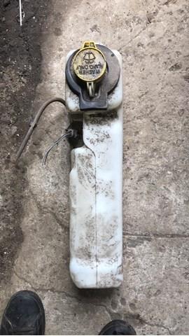 Бачок омивача