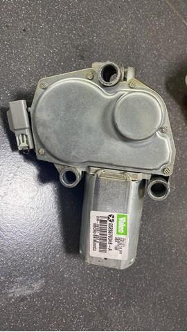 моторчик заднего дворника