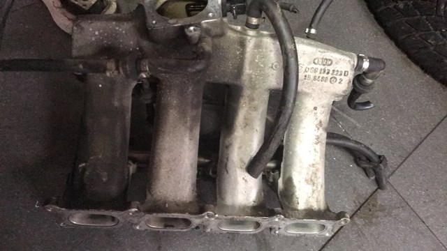 впускной коллектор