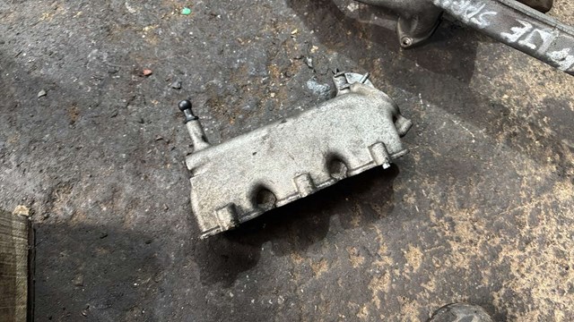 Колектор впускний, правий