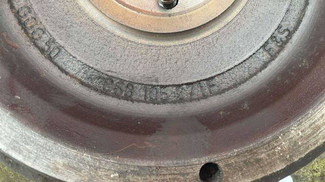 Маховик двигателя