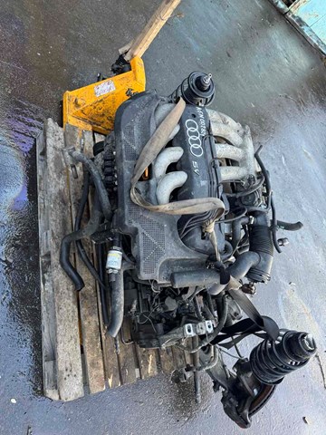 Двигун у зборі