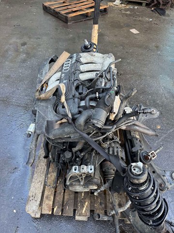 Двигун у зборі