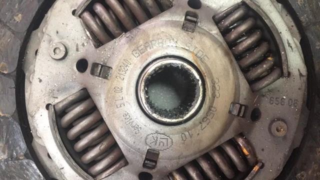 Маховик двигателя