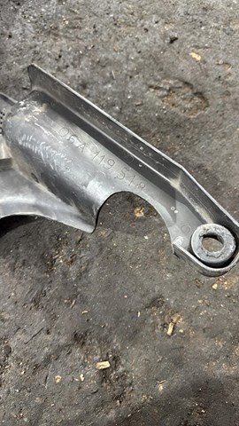 Кришка двигуна декоративна