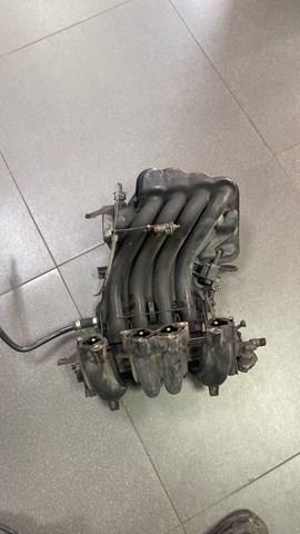 колектор впускний