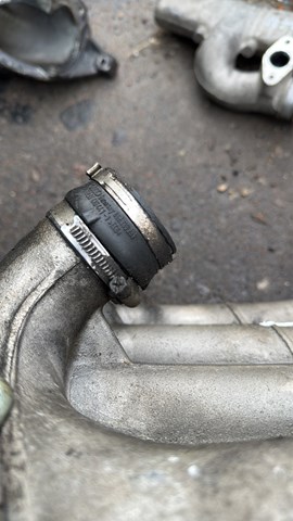 Патрубок интеркуллера